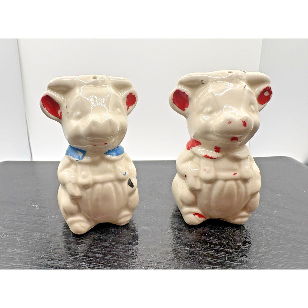 Vintage APCO American Pottery Company Bull Cow Salt & Pepper Shakers 1940s